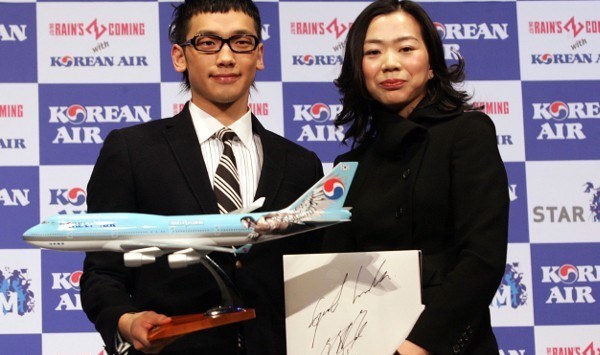 Korea Airlines executive forced to resign over macadamia nuts spat: Why it can be tricky working with the boss’ daughter